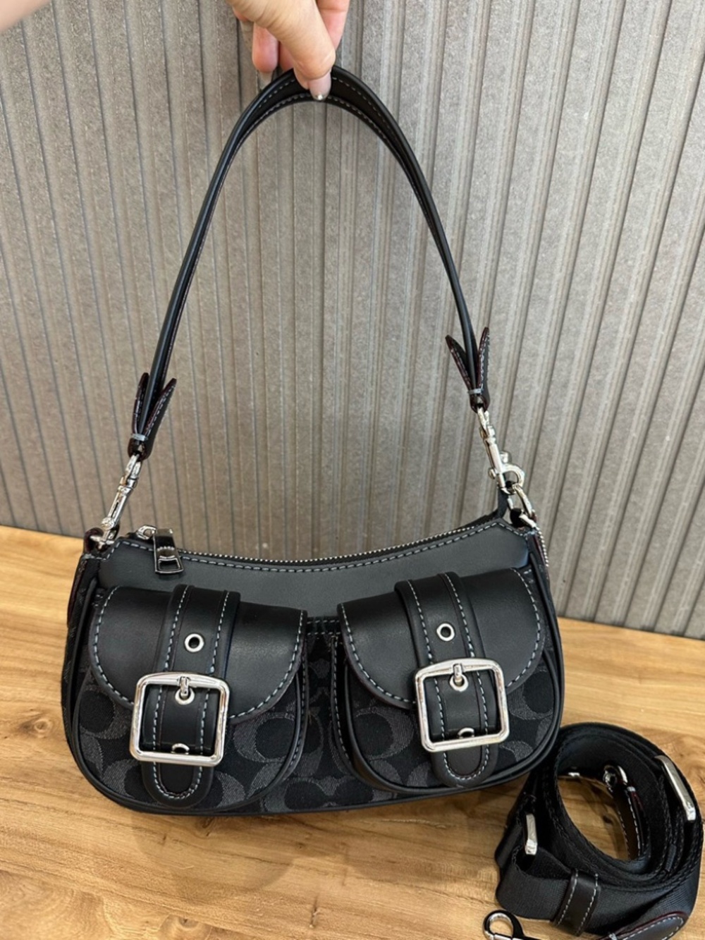 Coach Cargo turnlock Shoulder Bag